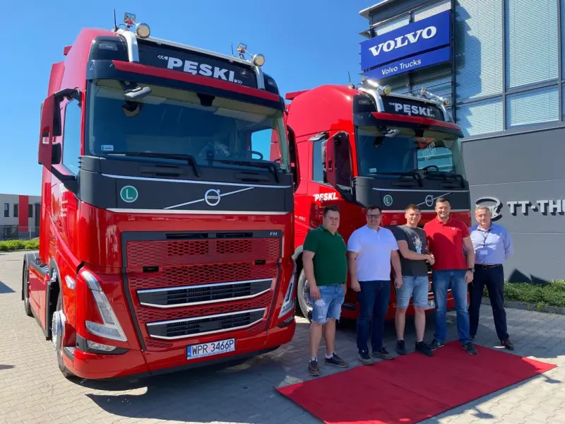 Pierwsze pojazdy z nowej gamy VOLVO TRUCKS wydane!