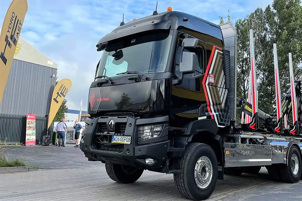 Renault Trucks K 520 samochód ciężarowy do transportu drewna