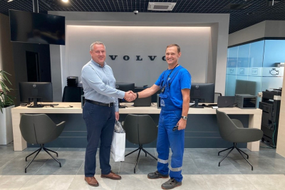 Pierwsze pojazdy w nowym serwisie