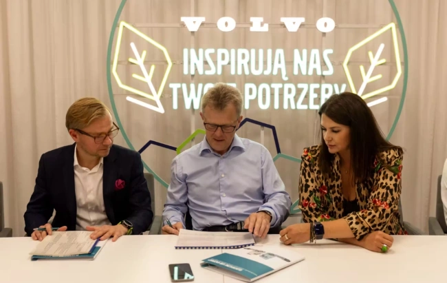 1000 Pojazdów ciężarowych Volvo dla Truck Care