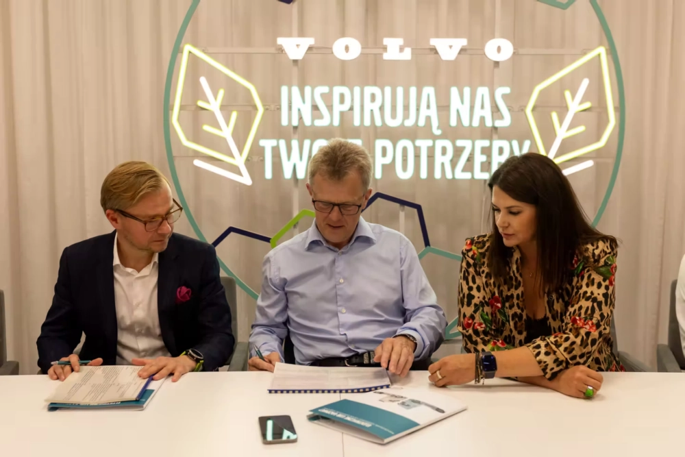 1000 Pojazdów ciężarowych Volvo dla Truck Care