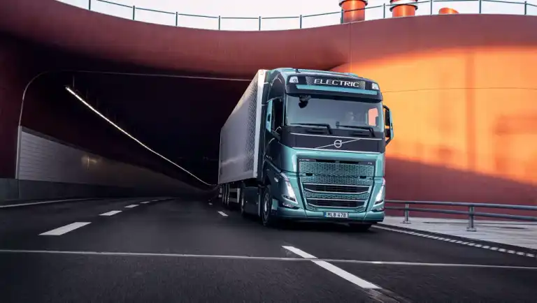 Volvo Trucks: FH Electric pojazd ciężarowy roku 2024