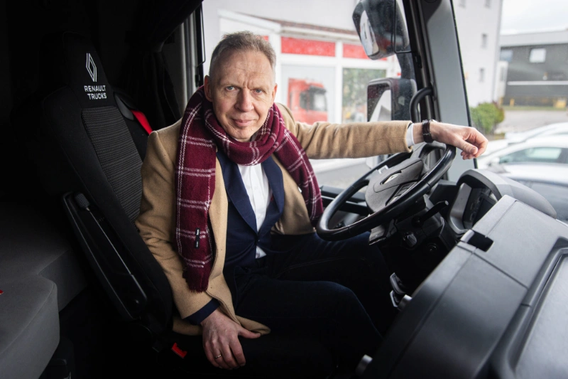 Budmat Transport przedstawiciel