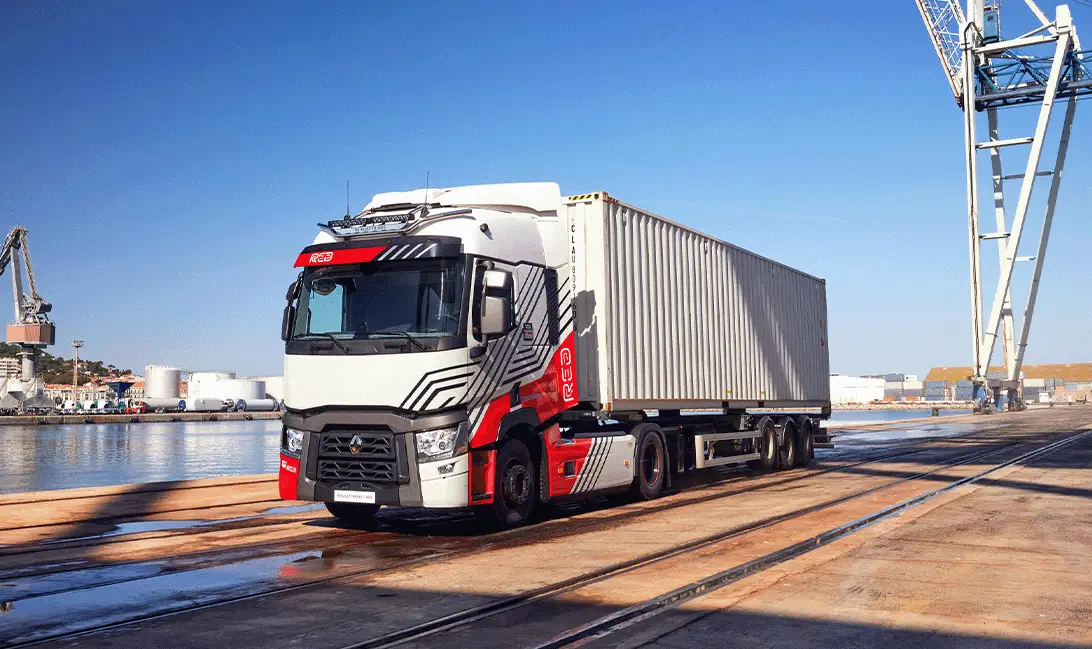Renault Trucks T Red