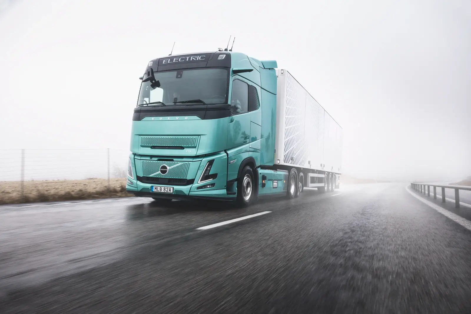 Nowe Volvo FH Aero Electric