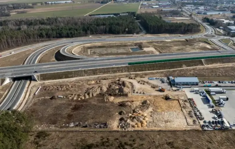 Uroczystość wmurowania kamienia węgielnego TT-Truck Siedlce – zdjęcie 11