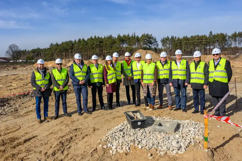 Partnerzy TT-Truck: Volvo Trucks Polska, Renault Trucks Polska, VFS